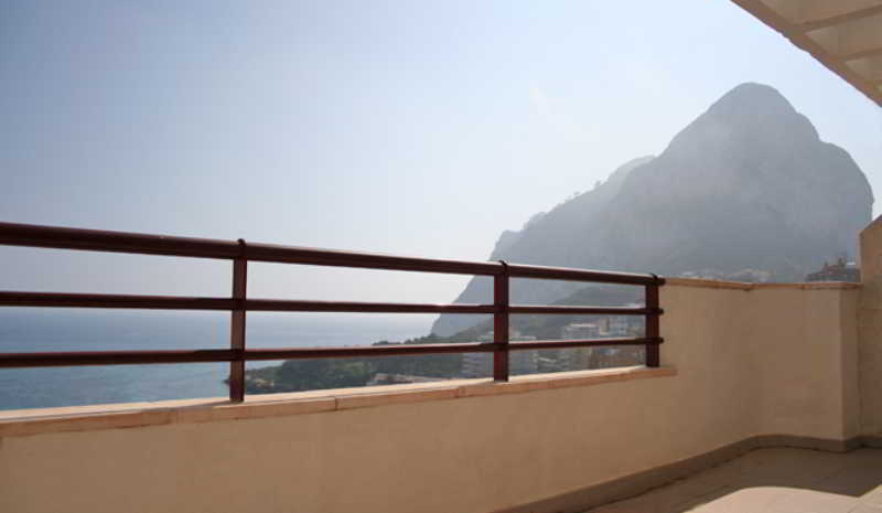 Apartamentos Zafiro Unitursa Calp Extérieur photo